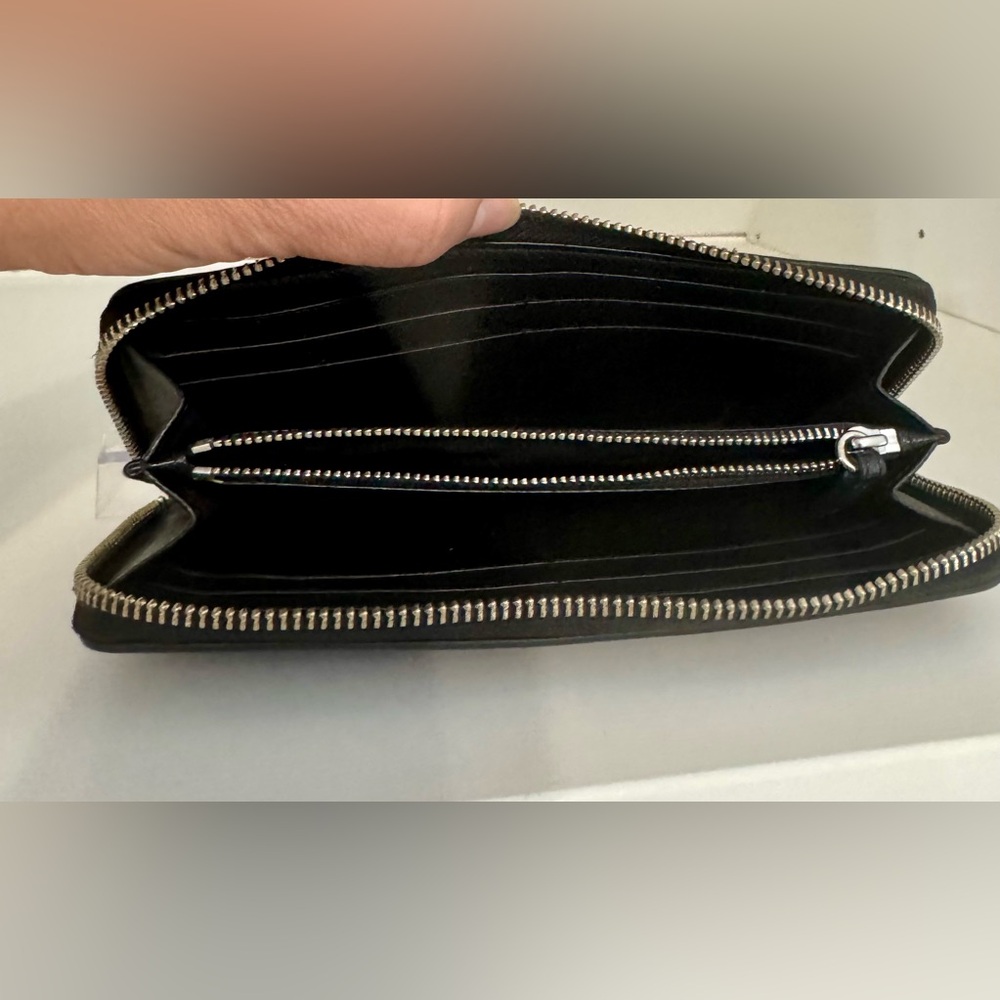 Coach Black and Tan Zip-Around Wallet - Picture 3 of 5